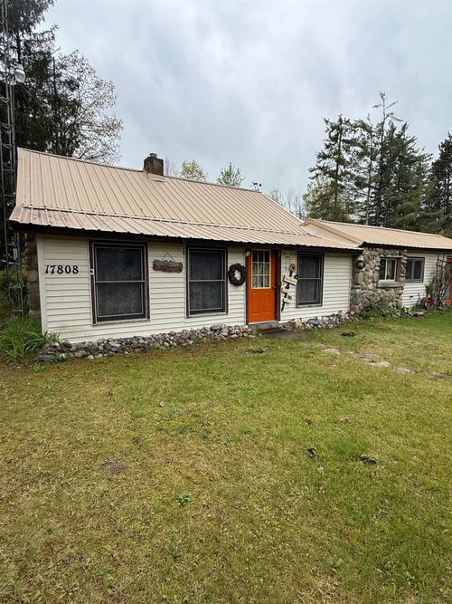 17808 Greasy Creek Rd, Atlanta, MI, 49709-8932 | Card Image