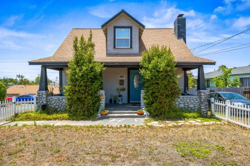 3144 Vista Ave, Lemon Grove, CA, 91945-2233 | Card Image