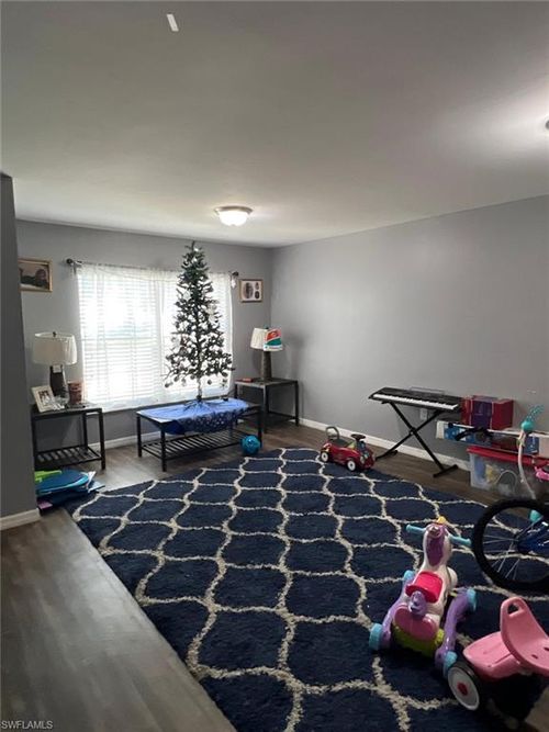 722 Arundel Cir, FORT MYERS, FL, 33913-7137 | Card Image