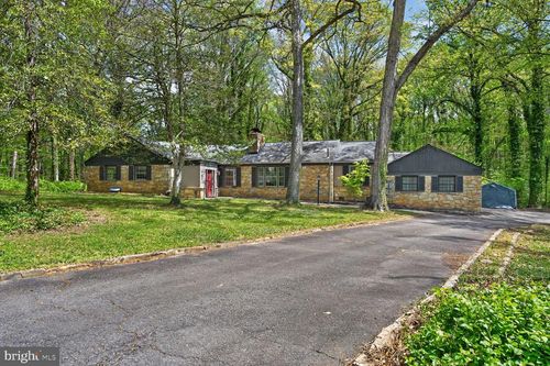 5109 Blue Ridge Ave, ANNANDALE, VA, 22003-5504 | Card Image