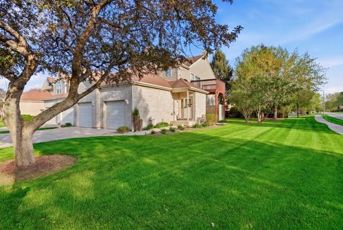 2103 Glacier Ct, Algonquin, IL, 60102-5443 | Card Image