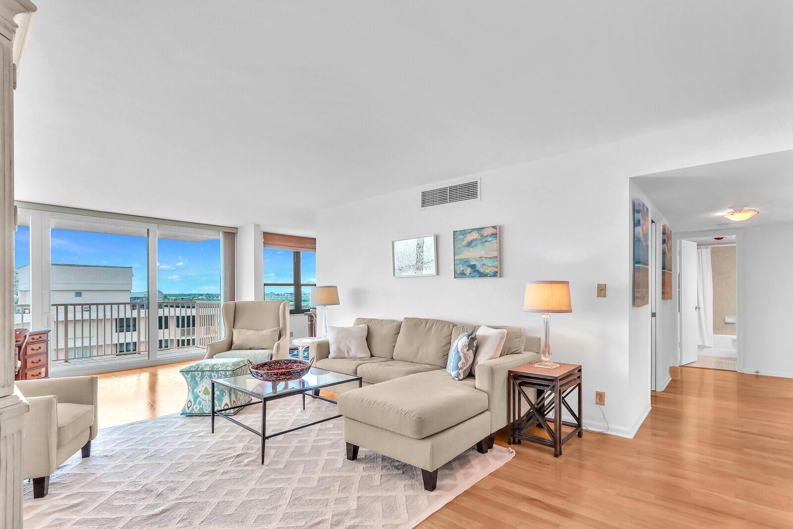 Residential Lease in Singer Island 5