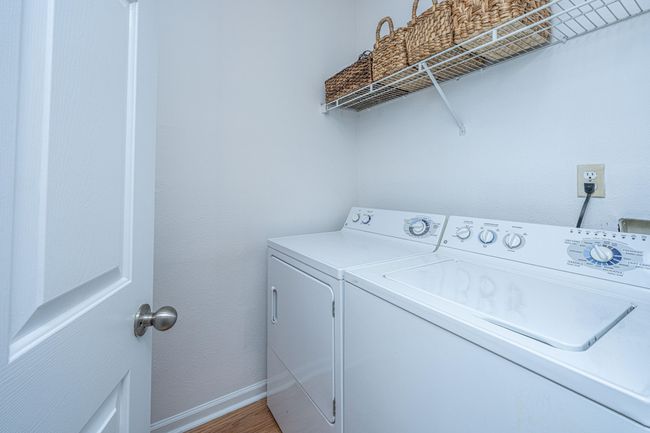 130RiverLandingDrUnit7106_023 laundry | Image 13