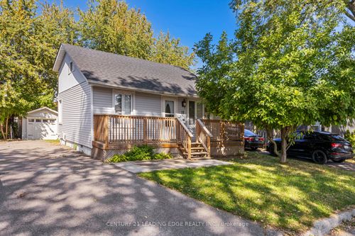 18 Beech St, Ajax, ON, L1S1W1 | Card Image