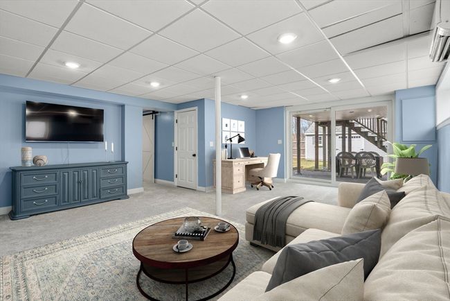 29 Putnam St, House other with 5 bedrooms, 2 bathrooms and 4 parking in Peabody MA | Image 16