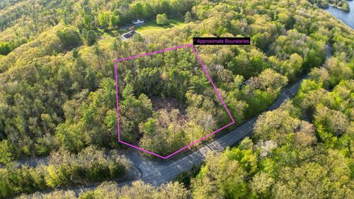 7 Double Diamond Drive, Grantham, NH, 03753 | Card Image
