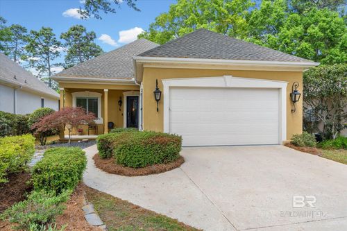 125 Chestnut Rdg, Fairhope, AL, 36532-6307 | Card Image
