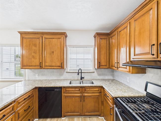 1832 19 Th St, House other with 2 bedrooms, 1 bathrooms and null parking in Port Arthur TX | Image 7