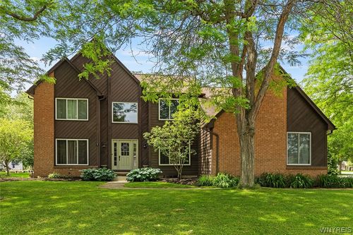 7 Opal Ct, East Amherst, NY, 14051-1145 | Card Image