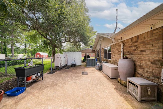 204 Rusty Ln, House other with 3 bedrooms, 2 bathrooms and null parking in Gladewater TX | Image 22