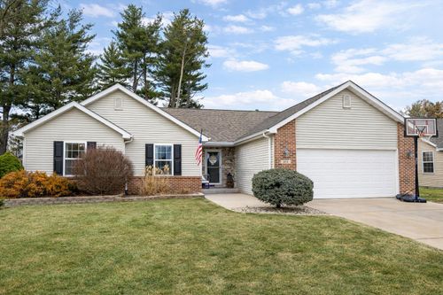 414 17th St Se, Demotte, IN, 46310-8539 | Card Image