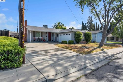 3980 Purdue Way, Livermore, CA, 94550-3354 | Card Image