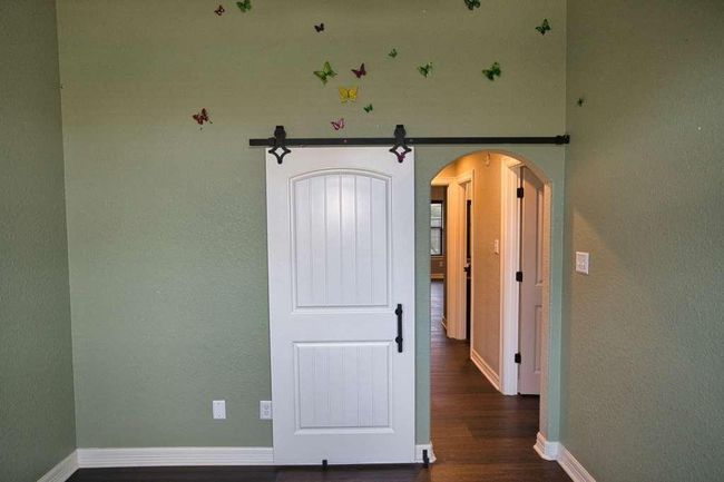 Secondary Bedroom Door | Image 16