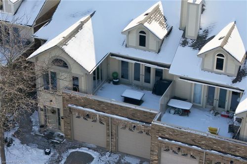 3-3230 New St, Burlington, ON, L7N1M8 | Card Image