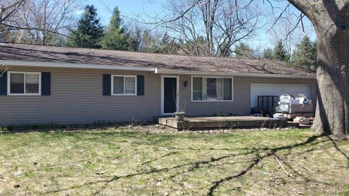 2131 Fielstra Dr, Traverse City, MI, 49686-9133 | Card Image