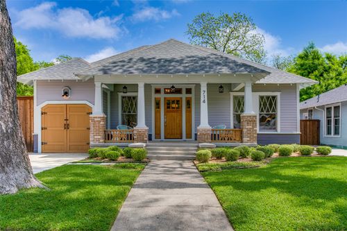 714 N Edgefield Ave, Dallas, TX, 75208-3615 | Card Image