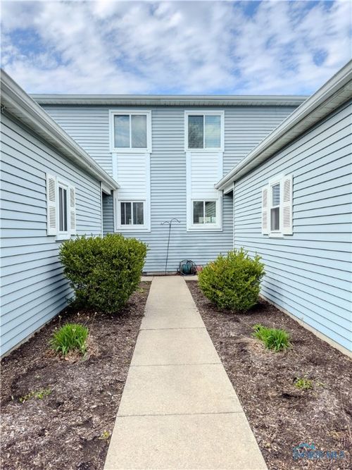 3-6104 Red Oak Dr, Toledo, OH, 43615-1859 | Card Image