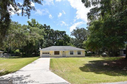 102 Yorktown Rd, Saint Marys, GA, 31558-2643 | Card Image