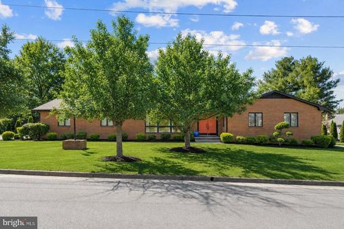 1317 Caroline St, WINCHESTER, VA, 22601-2905 | Card Image