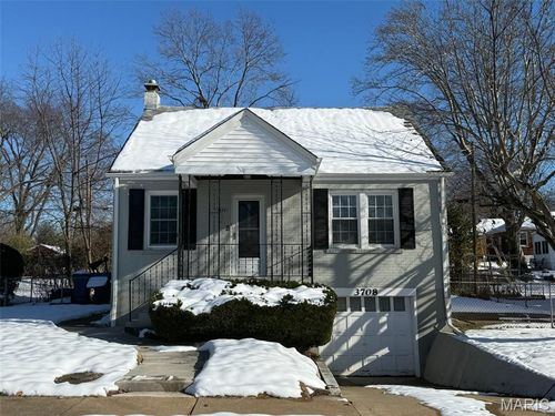 3708 Killarney Ct, Saint Louis, MO, 63114-4046 | Card Image