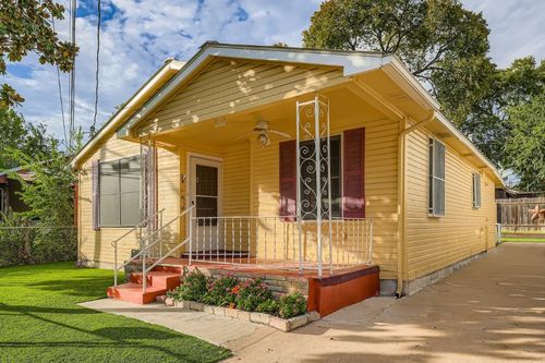 2308 Santa Rita St, Austin, TX, 78702-4624 | Card Image