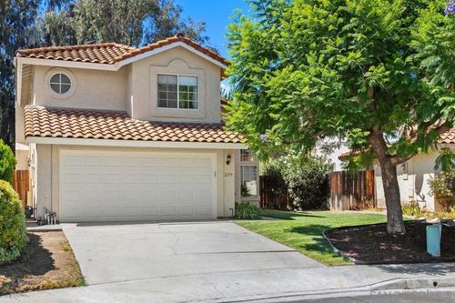 2153 Pleasantwood Ln, Escondido, CA, 92026-1418 | Card Image