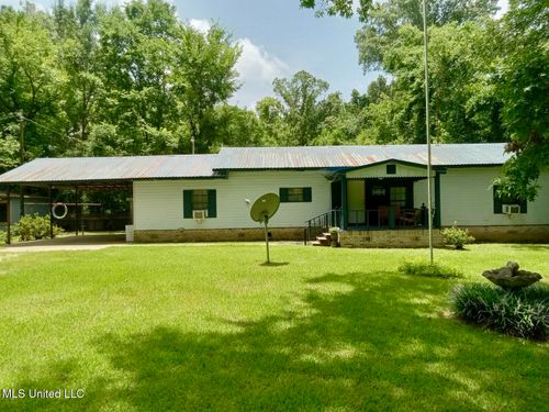 564 Old Highway 84 No 3, Natchez, MS, 39120-8419 | Card Image