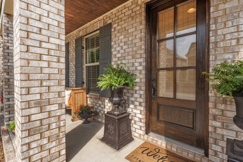 120 Benjamin Ln, Hendersonville, TN, 37075-2983 | Card Image