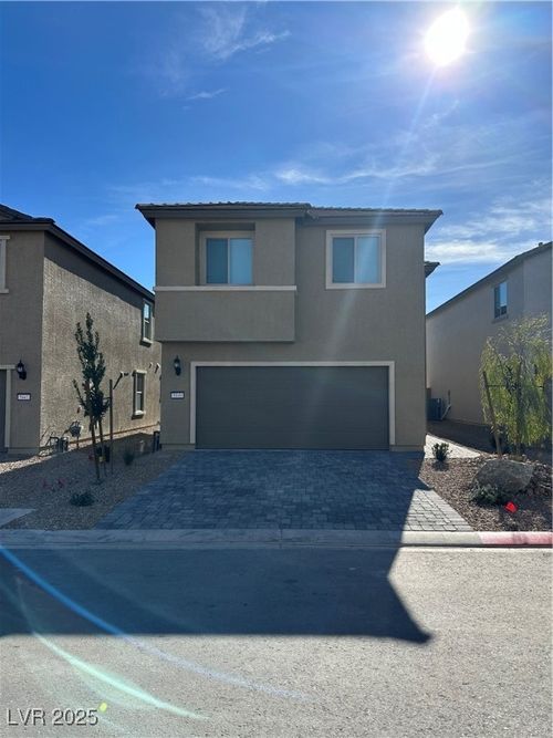5449 Lynn Creek Ave, Las Vegas, NV, 89139-7753 | Card Image