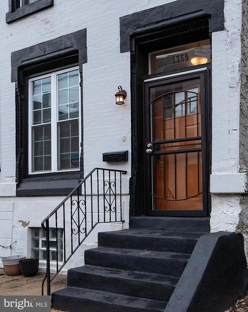 1750 N 25th St, PHILADELPHIA, PA, 19121-2904 | Card Image