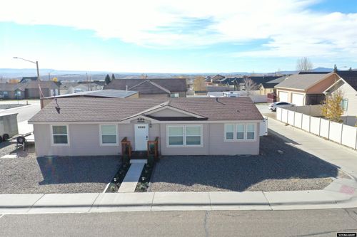 1500 Red Tail Dr, Rock Springs, WY, 82901-5882 | Card Image