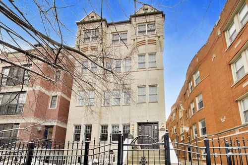 apt-4-618 W Oakdale Ave, Chicago, IL, 60657-5597 | Card Image