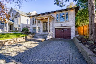 220 Overton Pl, House other with 3 bedrooms, 2 bathrooms and 4 parking in Oakville ON | Image 2