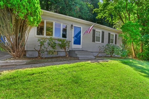 12 Waterhorse Brook Dr, Bethel, CT, 06801-2618 | Card Image