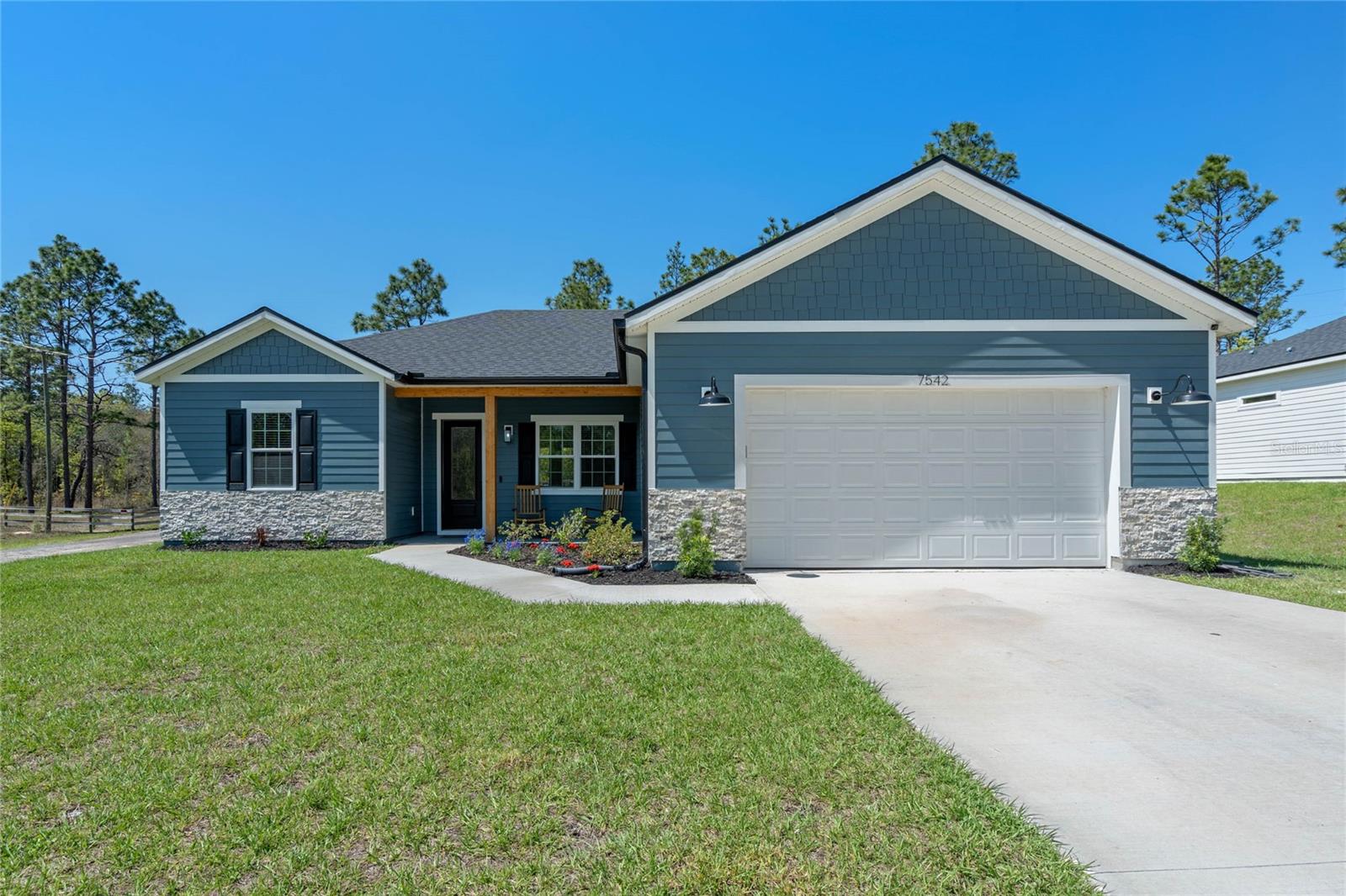 1536 W Palmview Drive, For Sale in Citrus Springs Zoocasa