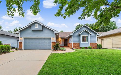 10825 W Rolling Hills, Wichita, KS, 67212 | Card Image