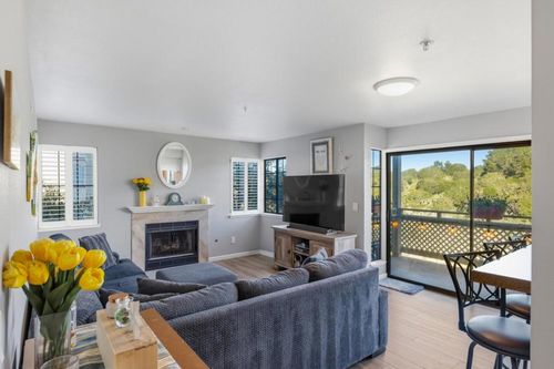 521 Quail Run Ct, Monterey, CA, 93940 | Card Image