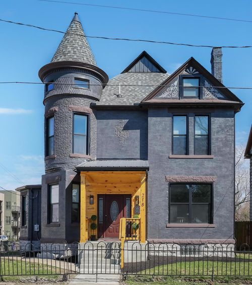 218 Wilson Ave, Columbus, OH, 43205-1428 | Card Image