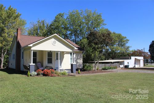 116 Hauss Ridge Rd Se, Valdese, NC, 28690-9620 | Card Image