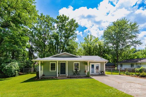 94 Fairhaven St, Clyde, NC, 28721-9461 | Card Image