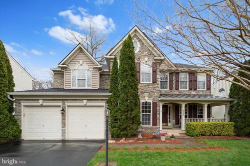 9325 Rustic Breeze Ct, BRISTOW, VA, 20136-1197 | Card Image