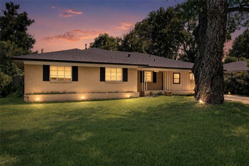 105 Carroll St, Shreveport, LA, 71105-4203 | Card Image