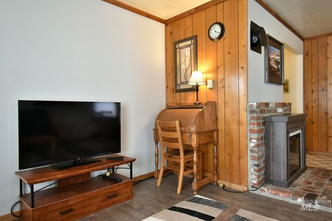 5513 Highway 95, Home with 6 bedrooms, 3 bathrooms and 6 parking in Potlatch ID | Image 7