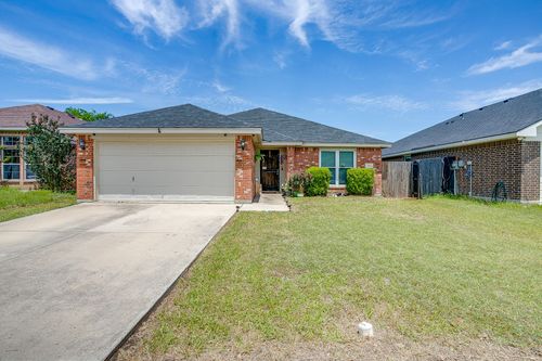 3321 Royal Crest Drive, Fort Worth, TX, 76140 | Card Image