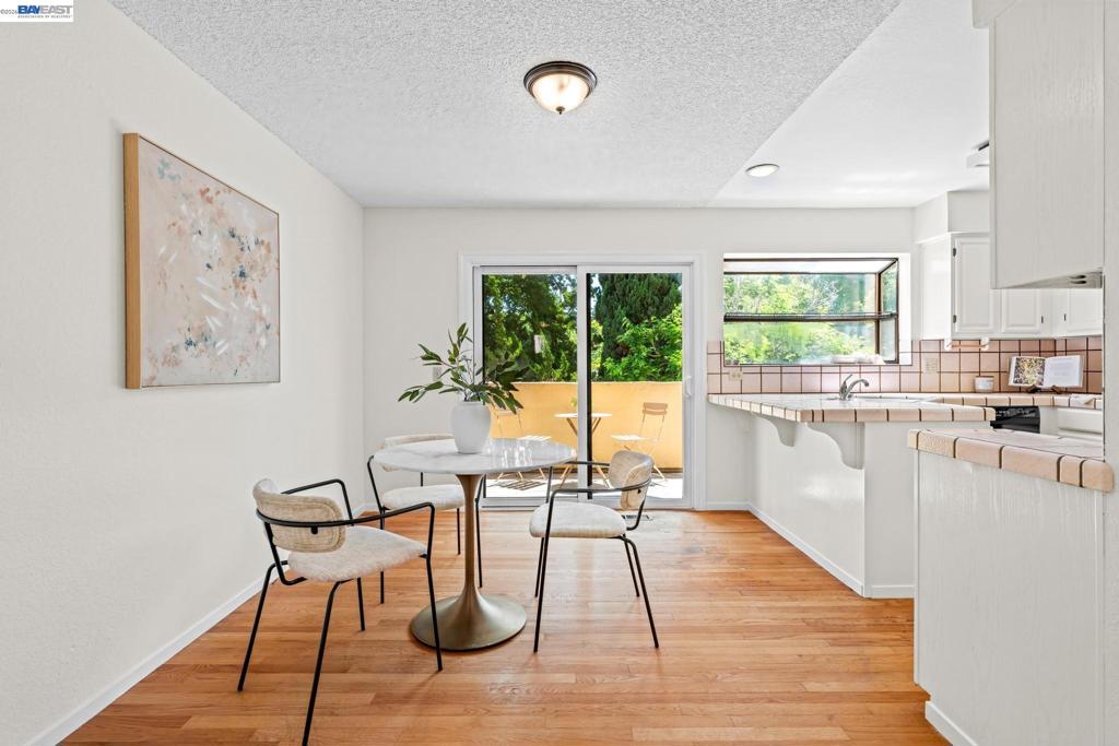 Residential in Mountain View 4