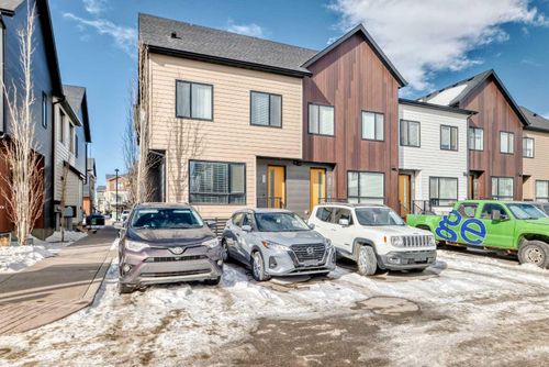 111 Redstone Crescent Ne, Calgary, AB, T3N1M4 | Card Image