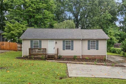 605 Westover Dr, High Point, NC, 27265-2857 | Card Image