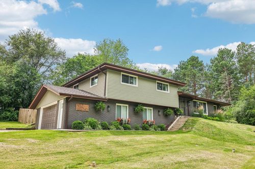 N52W37145 Juneau Avenue, LAC LA BELLE, WI, 53066 | Card Image