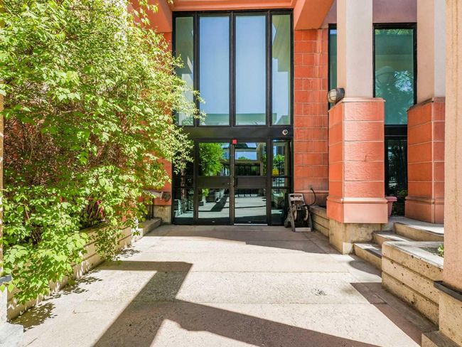 1702 - 9939 109 Nw, Condo with 2 bedrooms, 2 bathrooms and 2 parking in Edmonton AB | Image 38