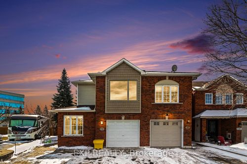 4630 Ogilvie Walk Crescent, Cyrville - Carson Grove - Pineview, ON, K1J1G7 | Card Image